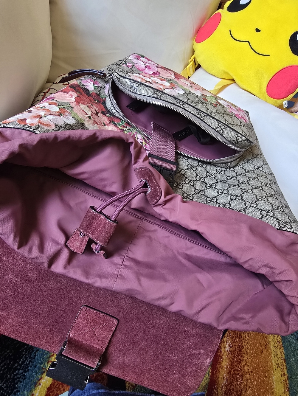Authentic Gucci Brown GG Supreme Floral Canvas Backpack with Pink Interior - Picture 12 of 16